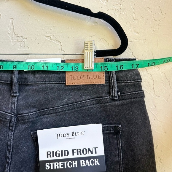 Judy blue NWT RIGID MAGIC BLACK STRAIGHT LEG 90’s JEANS comfort casual - Picture 9 of 9